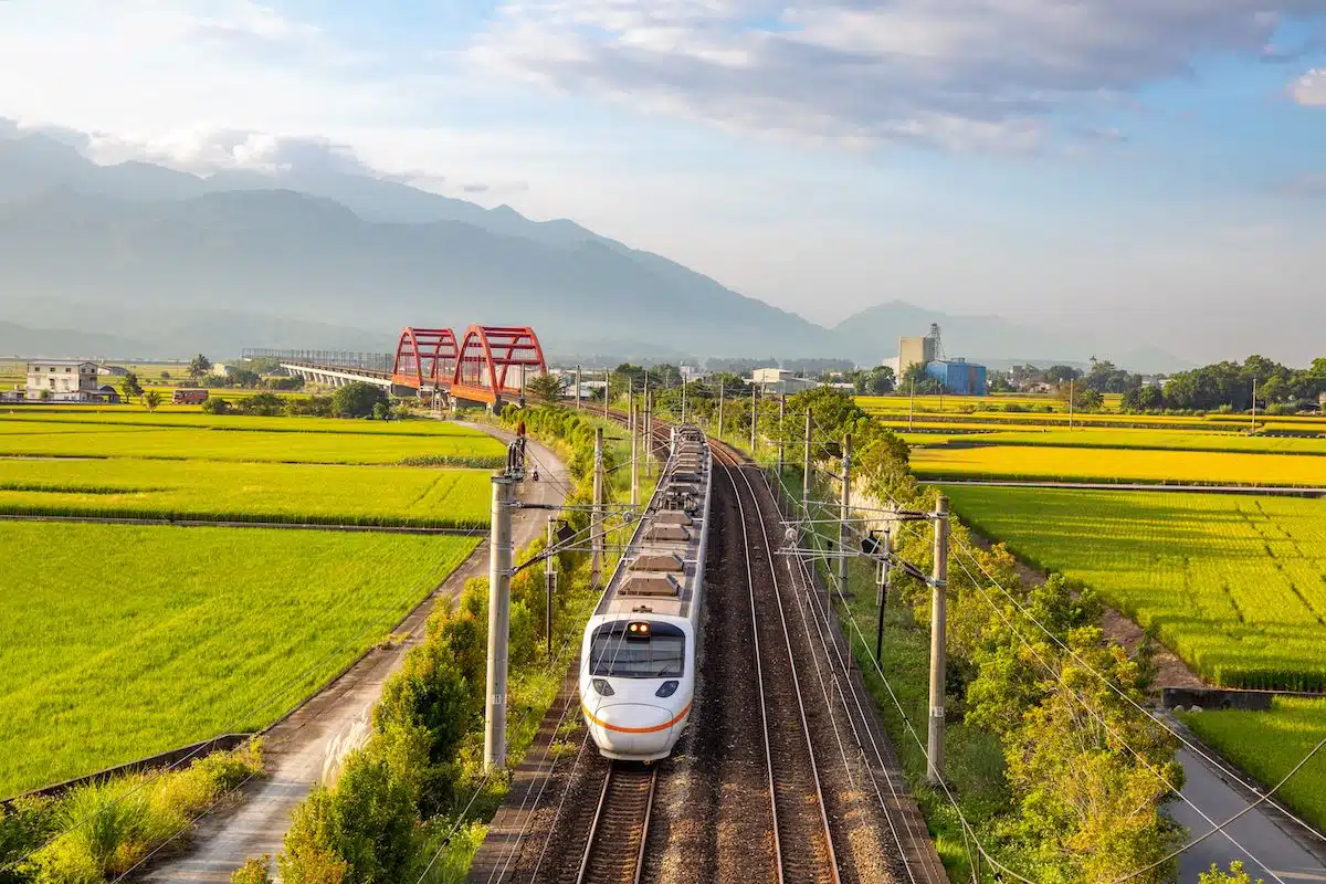 hualien-train-taiwan