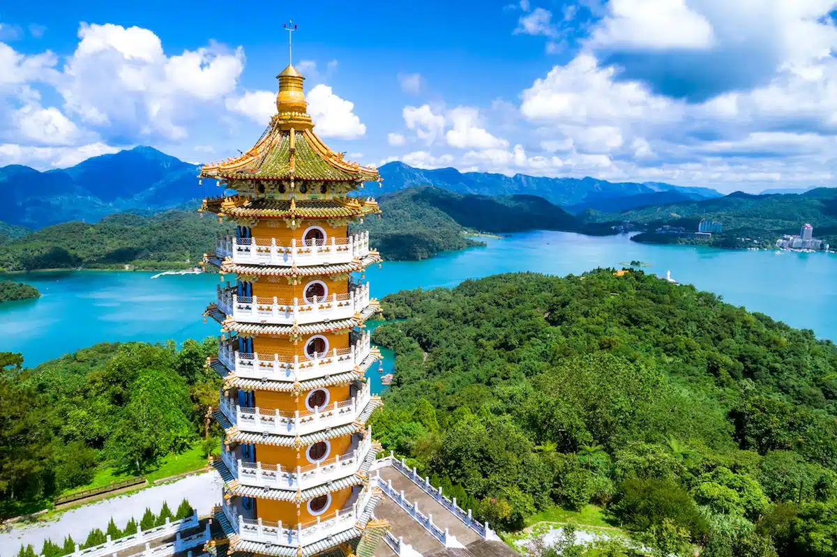 sun-moon-lake-taiwan